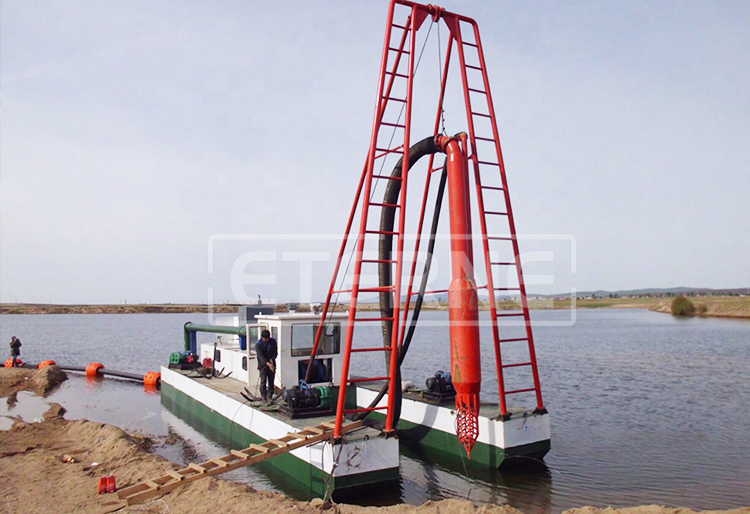 Jet Suction Dredger For Sand Mining